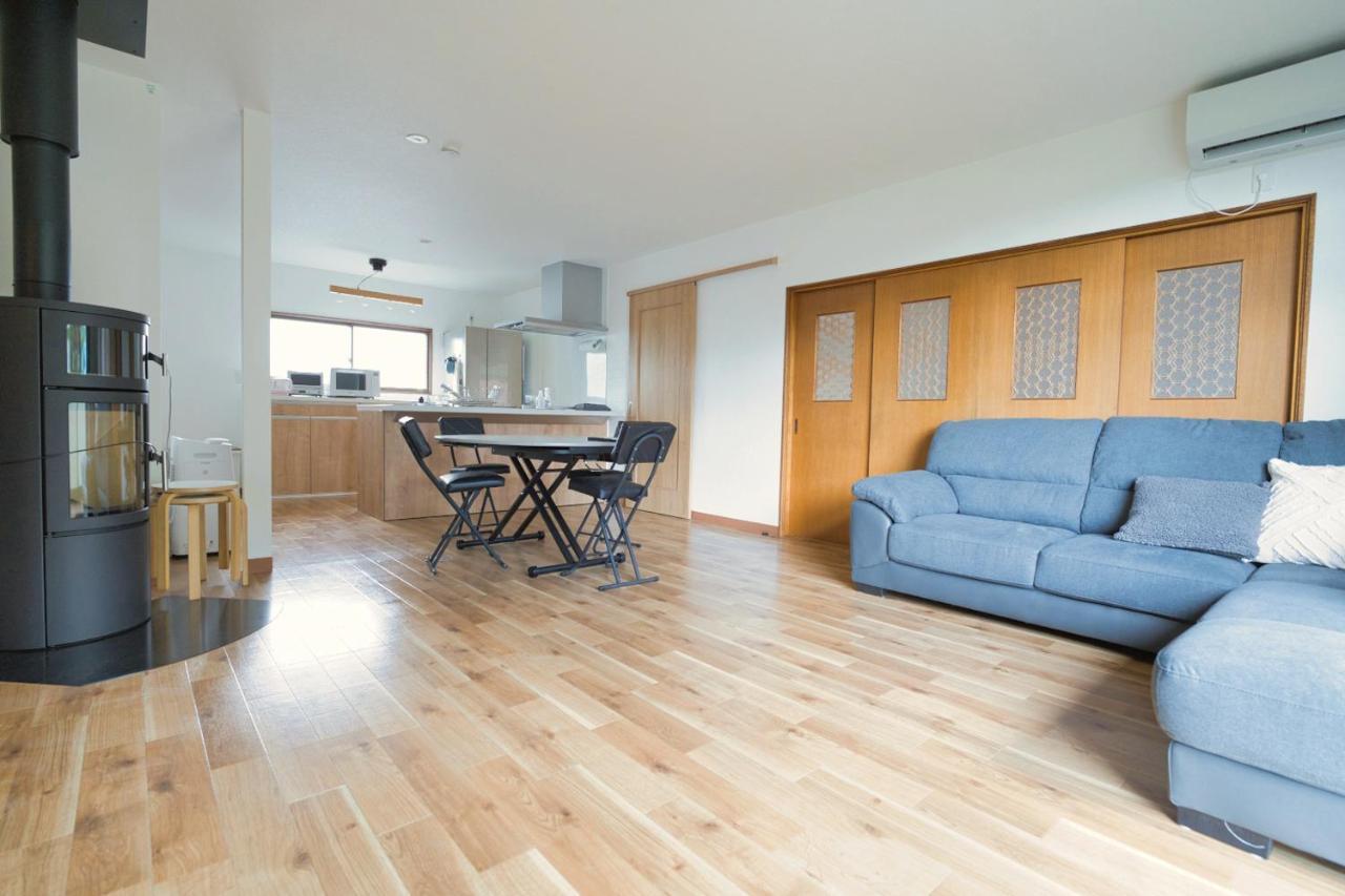 Maple Farm Villa Asahikawa Exterior photo